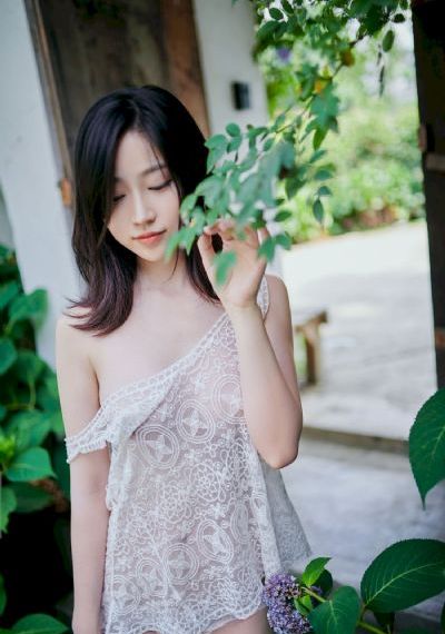 年轻妻子的工作电影_BD英语免费在线观看