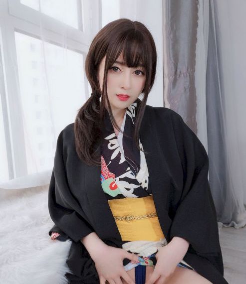 我本女王电视剧完整版免费观看_剧情片手机在线看