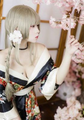 在小小的花蕾里绽放相似_国产剧在线视频观看