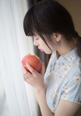隔壁的女孩在线播放_1080动漫在线观看
