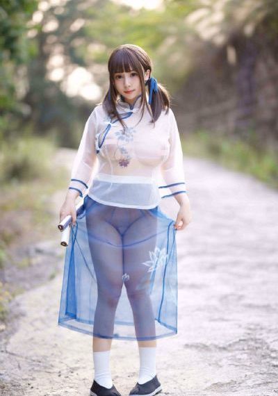 王妃被皇上强h_BD英语全集在线观看